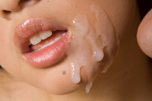 lychees:  clovehardwood: One of the best close-up facials I&rsquo;ve ever seen. Perfect shot of a lovely face with obviously-legit cum.
